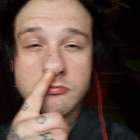 Meet your Posher, Benjamin - Picture 1 of 1